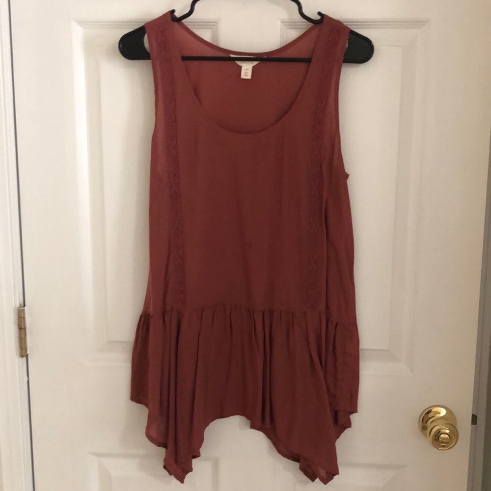 Sun & shadow tunic top